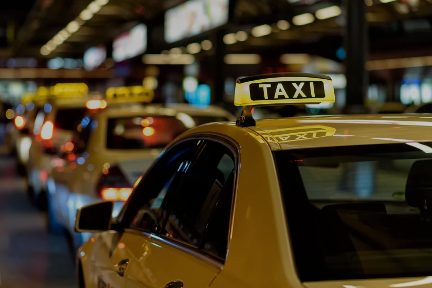 Cellular router for Wi-Fi hotspot in taxis