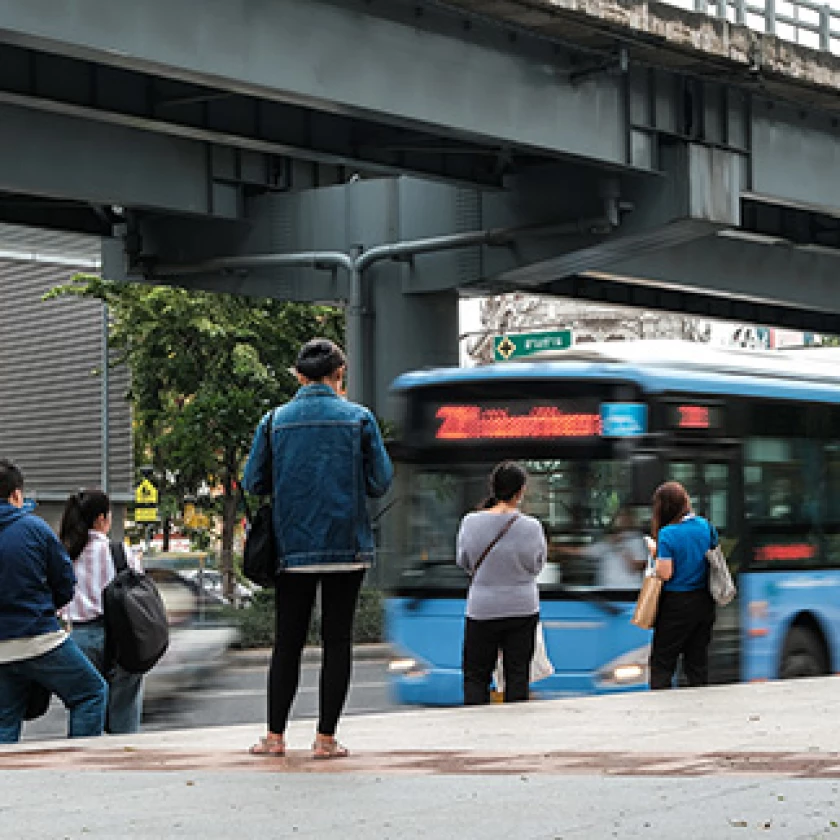 Smart IoT bus stop enabled by cellular connectivity