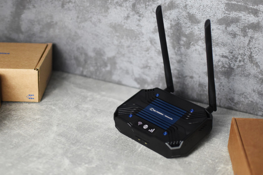 say-hello-to-tcr100-the-first-teltonika-networks-home-router-banner.jpg