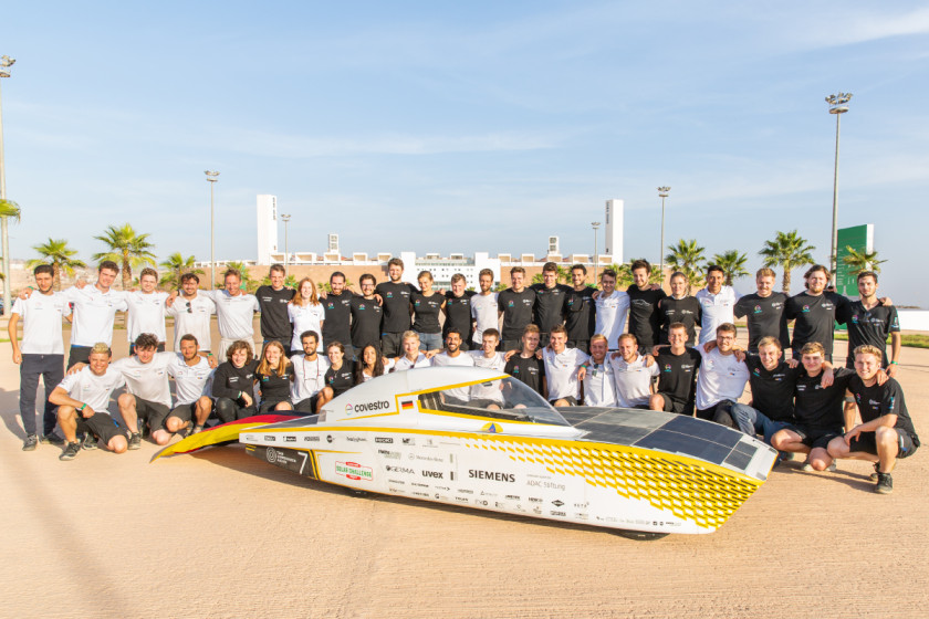 solar-car-race-connectivity-in-the-desert-banner.jpg
