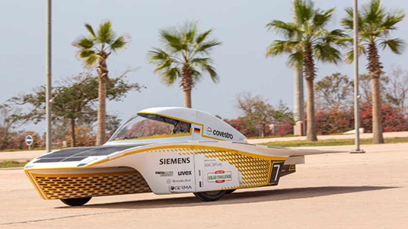 560x315-solar-car-race-4.png